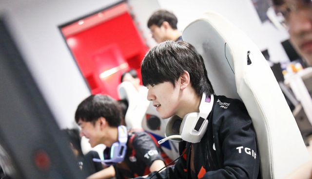 这场比赛的 这场比赛的